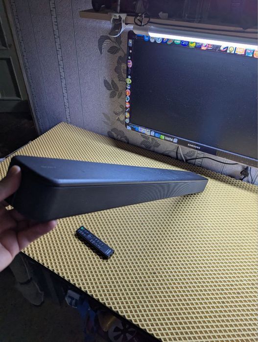 Саундбар Sony.