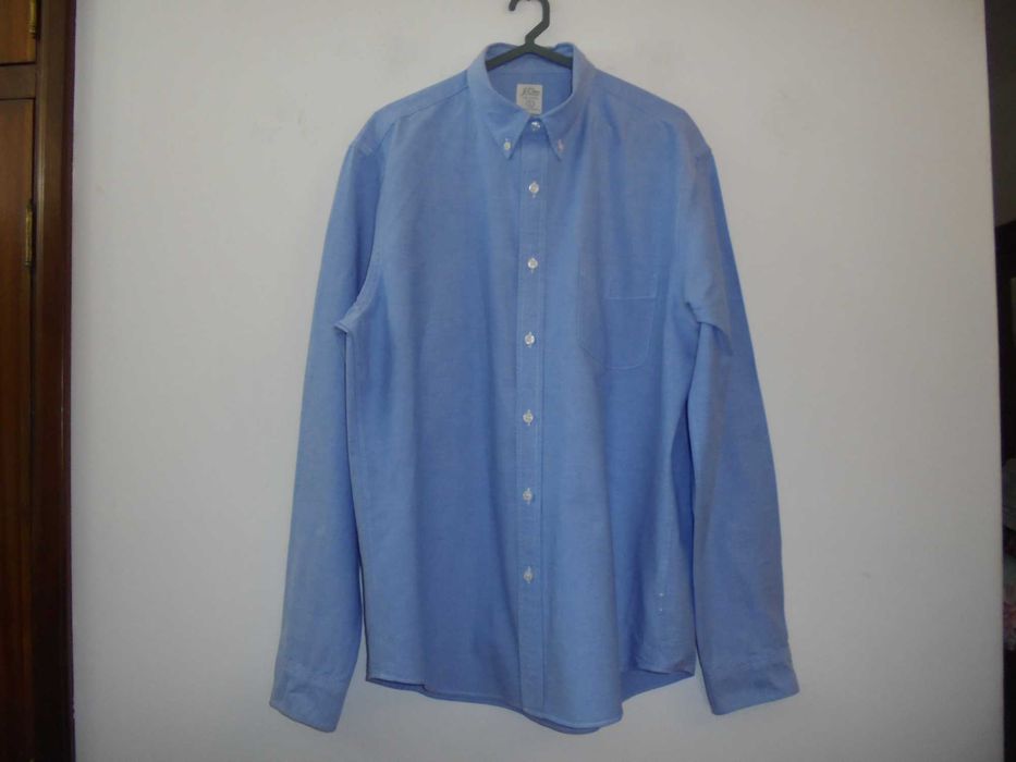 camisa de homem cor azul bebé