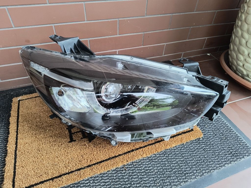 Reflektor przedni prawy do Mazda CX5 2012