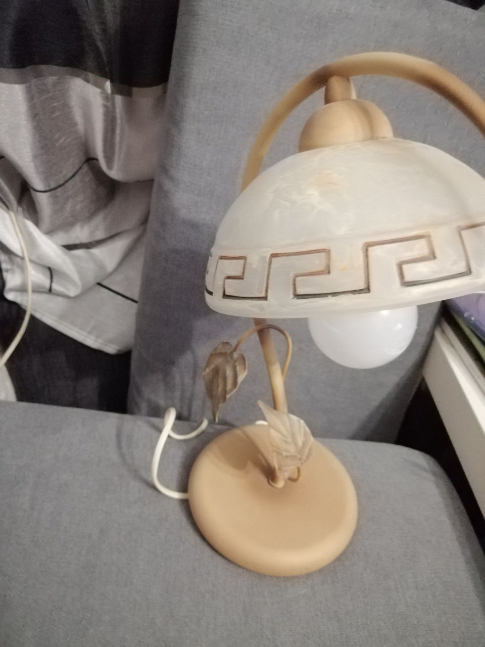 Lampka nocna  stojąca lub wisząca