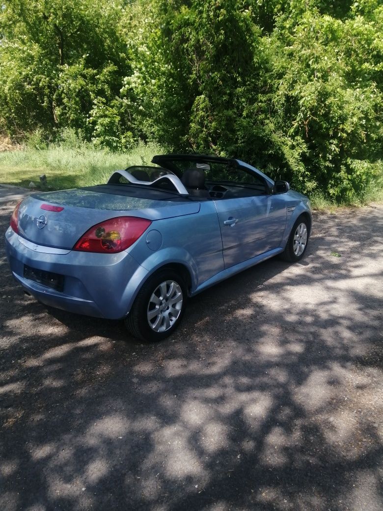 Opel Tigra 1.4 Ecotek Cabrio jak Nowy 39tys km przebiegu