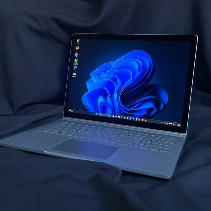 Сенсорний Ноутбук 2 в 1  Microsoft Surface Book 2 13.5" i5-8350U/8/256