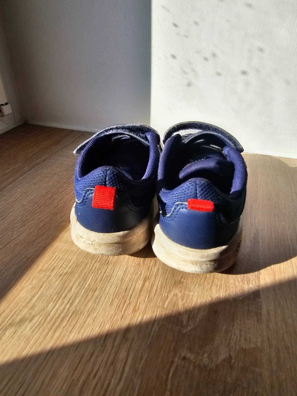 Buty Adidas 26. Przesyłka od 1zł.