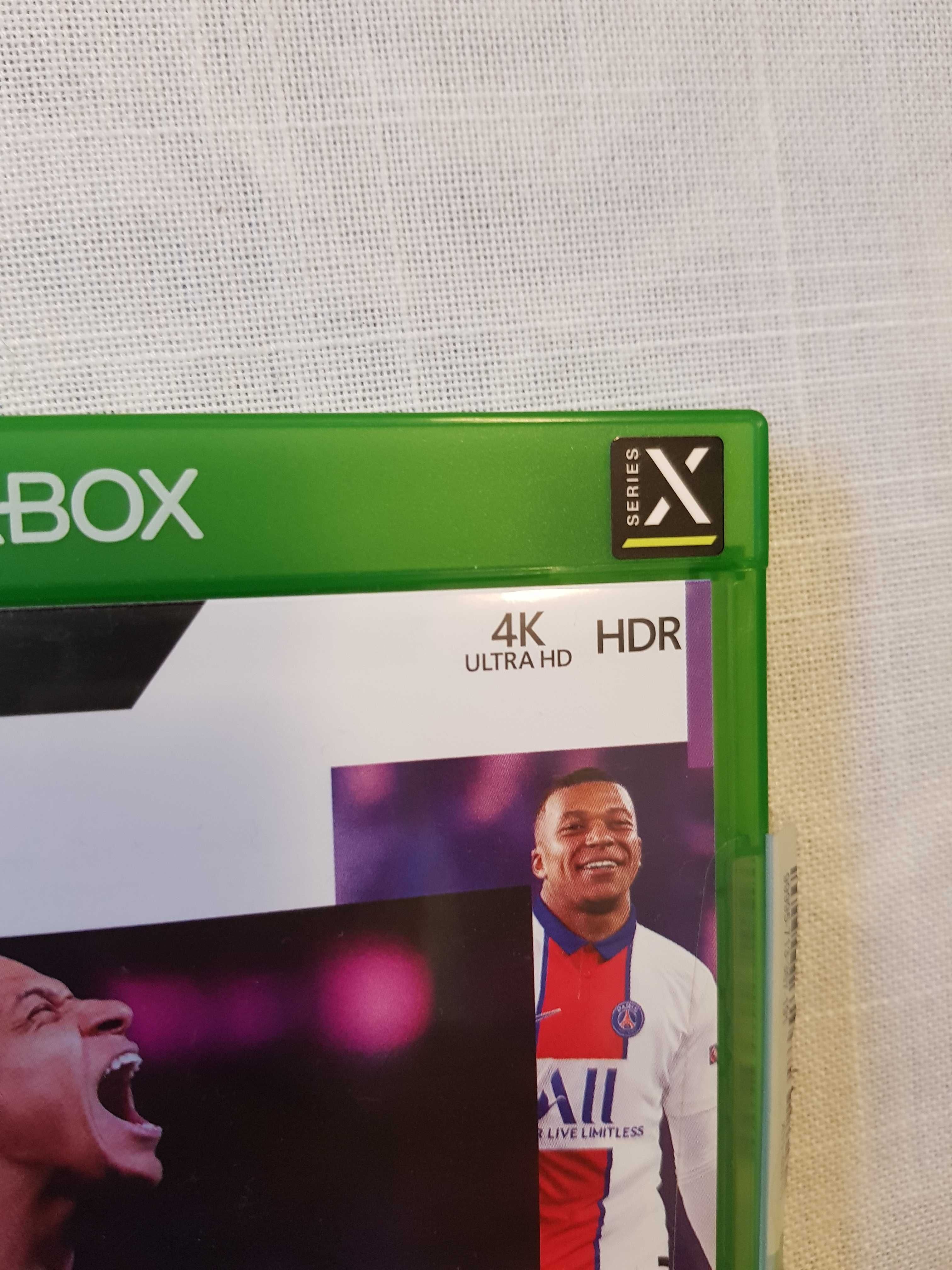 gra na Xboxa One X Fifa 2021