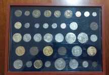 Coleção de réplicas de moedas