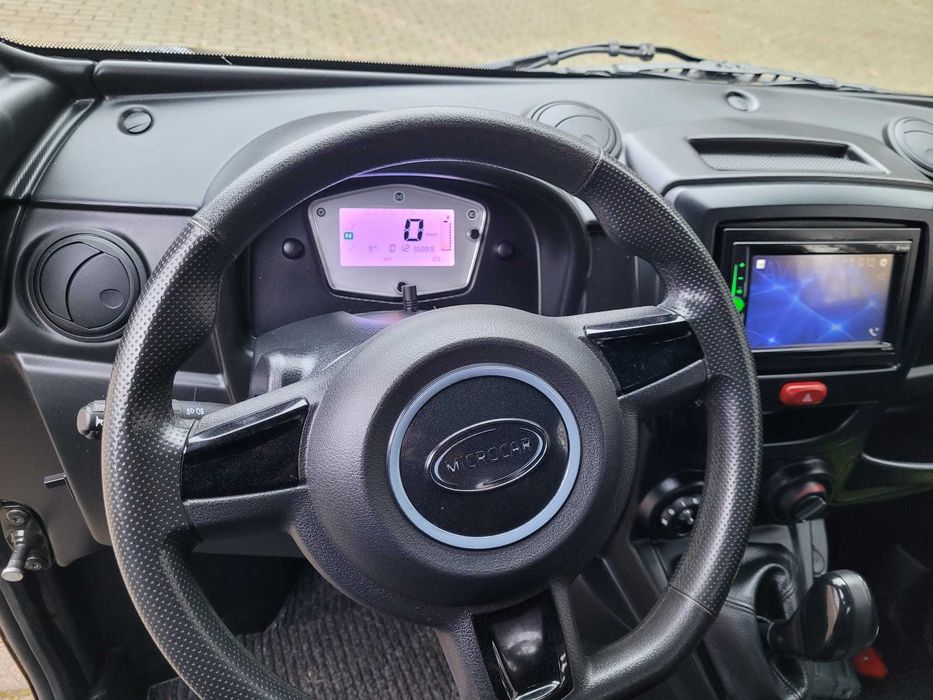 Microcar - czterokołowiec