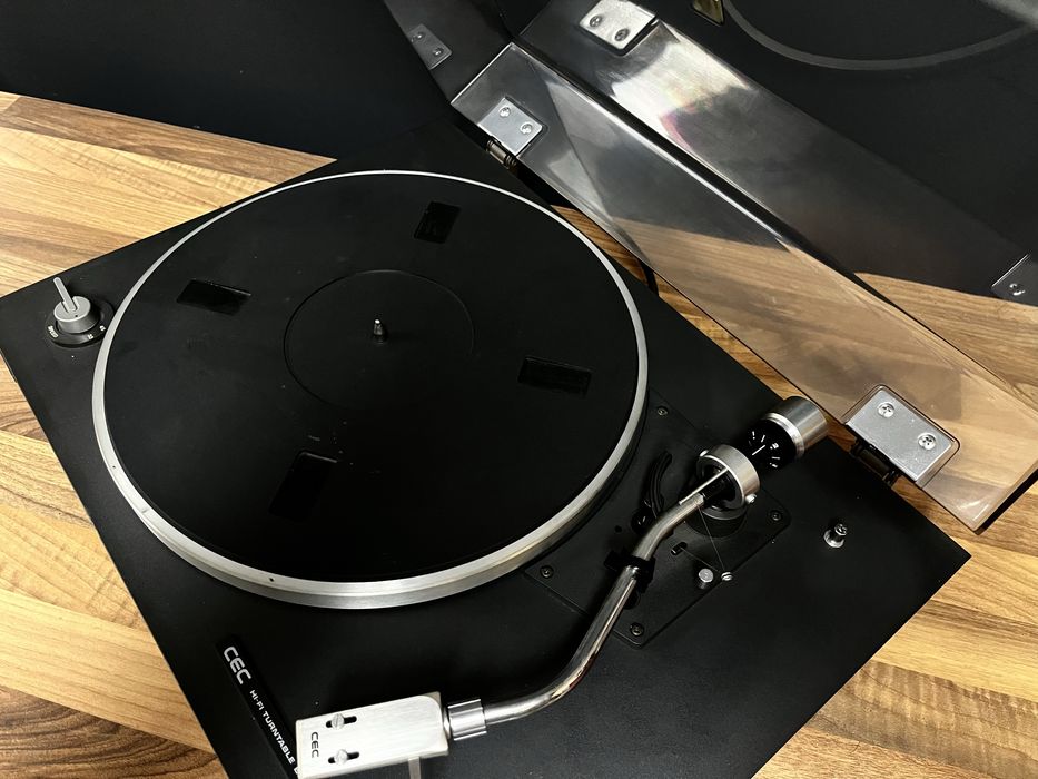 Gramofon CEC BD 2200 - z kolekcji, zadbany, ladny stan