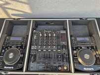 Pioneer DJM 800/Numark NDX 500 +Case