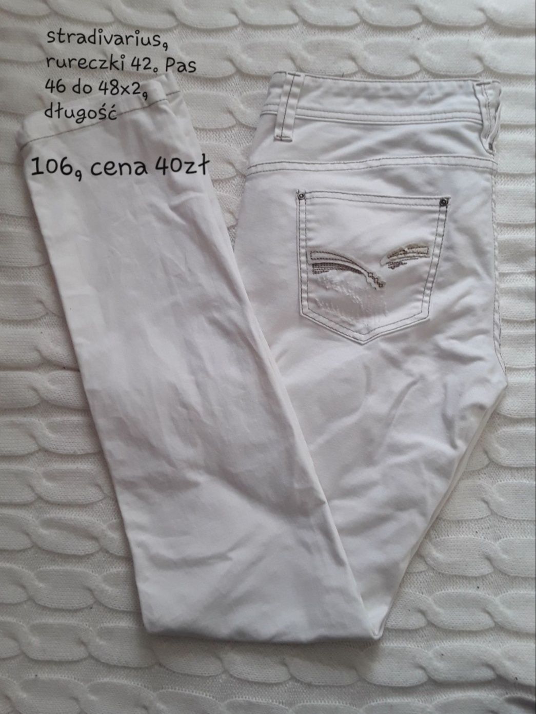 Białe spodnie rurki stradivarius 42 44