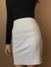 Біла коротка атласна спідниця/ короткая белая атласная юбка