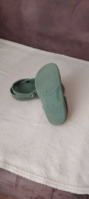 crocsy chłopięce Crocs, r. J4 (36)