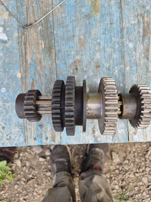 Вал другої осі токарного станка 16к20