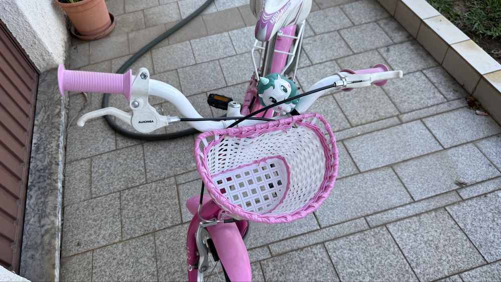 Bicicleta Menina roda 16 c/cesto