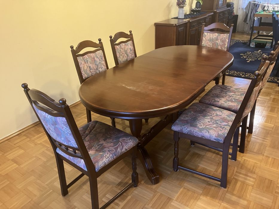 Komplet stylowych mebli Swarzędz z wysoko jakościowego drewna