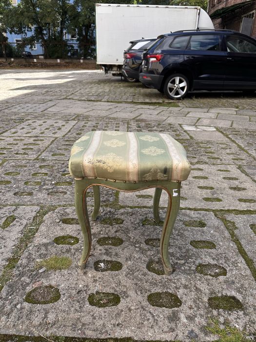 Elegancki, Antyczny Puf / Podnóżek w Stylu Ludwika XVI