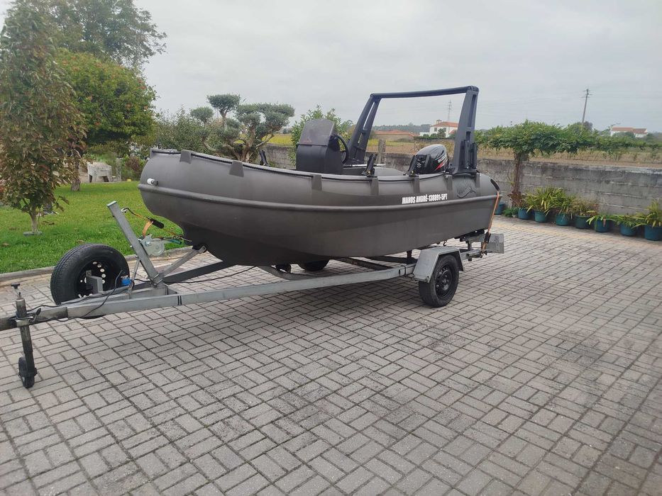 Barco whaly  400