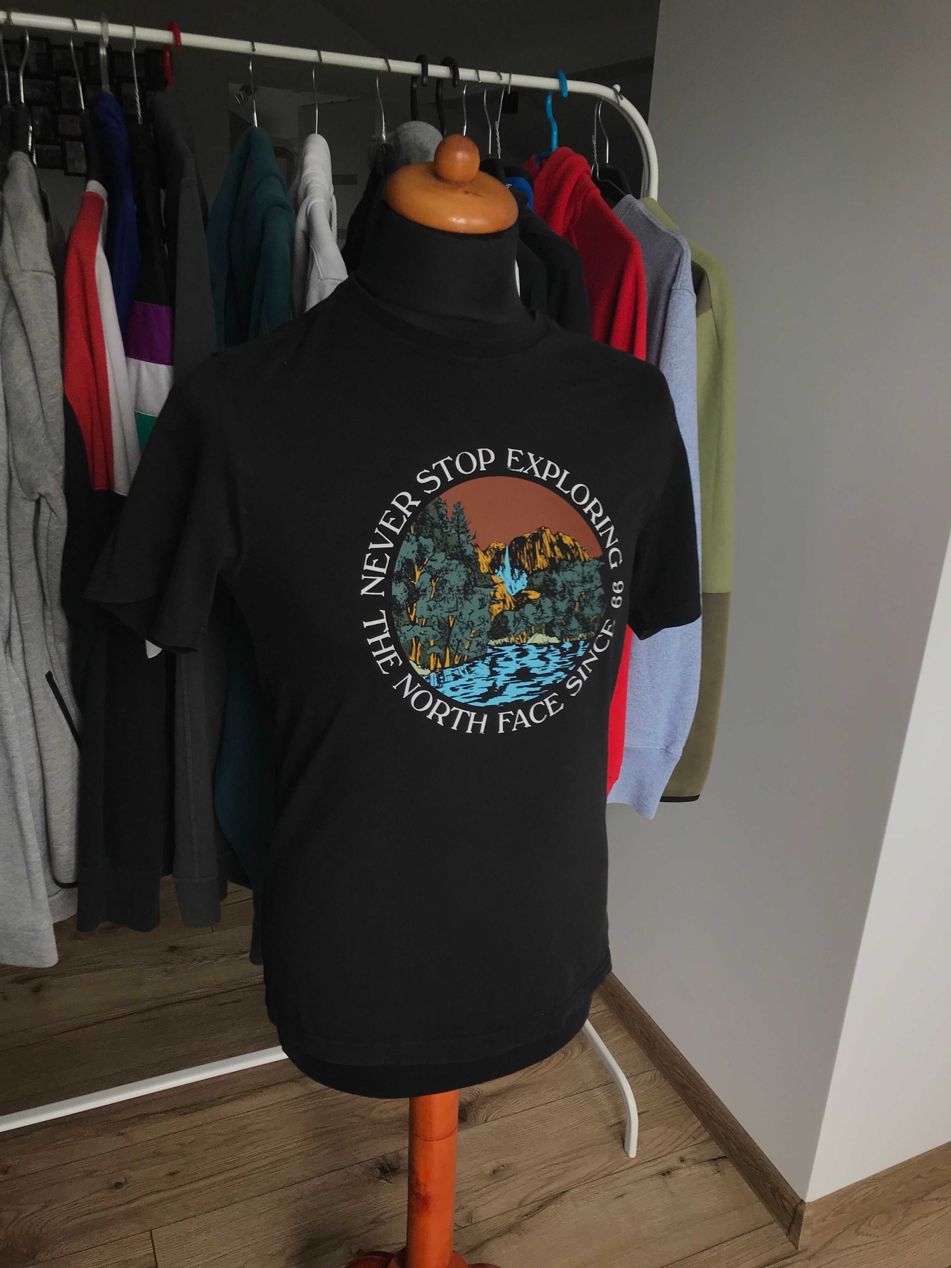 Koszulka The North Face Never Stop Exploring rozm.  S