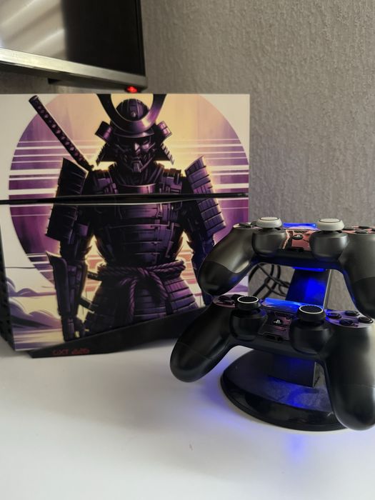 Ps4 500GB + 5 gier + stojak na konsole i pady