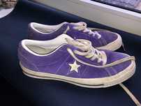 Fioletowe buty converse