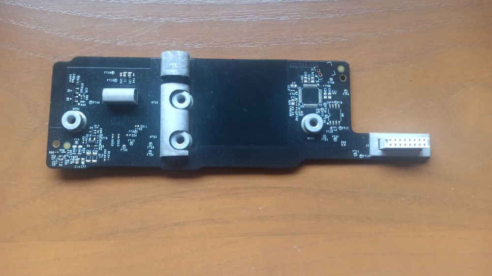 Panel przedni do xbox one s uszkodzony