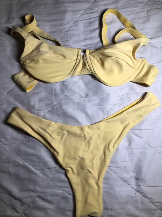 Продам купальники