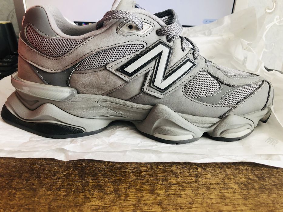 Продам кросівки оригінал new balance 9060 оригінал