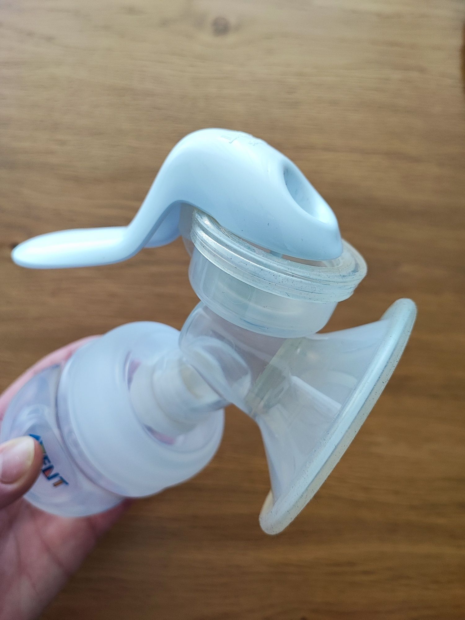 Laktator ręczny 125 ml Philips Avent model  PHILIPS Avent SCF430/01