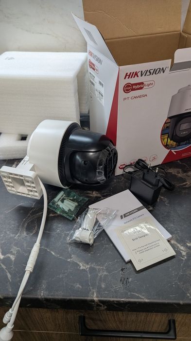 PT відеокамера Hikvision DS-2DE2C400MWG-E 4МП (2.8мм)