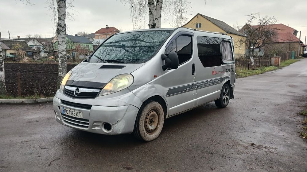 Opel Vivaro 08р 2.5тді пасажир після дтп