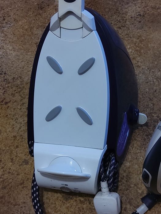 Stacją parowa Philips GC9240