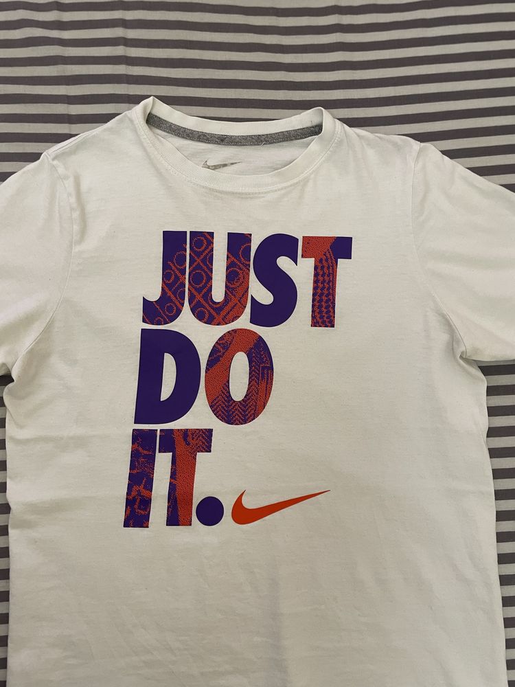 (10/10) Nike big logo / swoosh