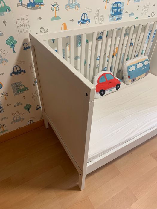 Berço Ikea em bom estado