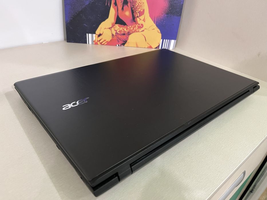 Ноутбук 15.6" Acer Aspire E15 на Intel i5-7200U с 8ОЗУ/256SSD/HD