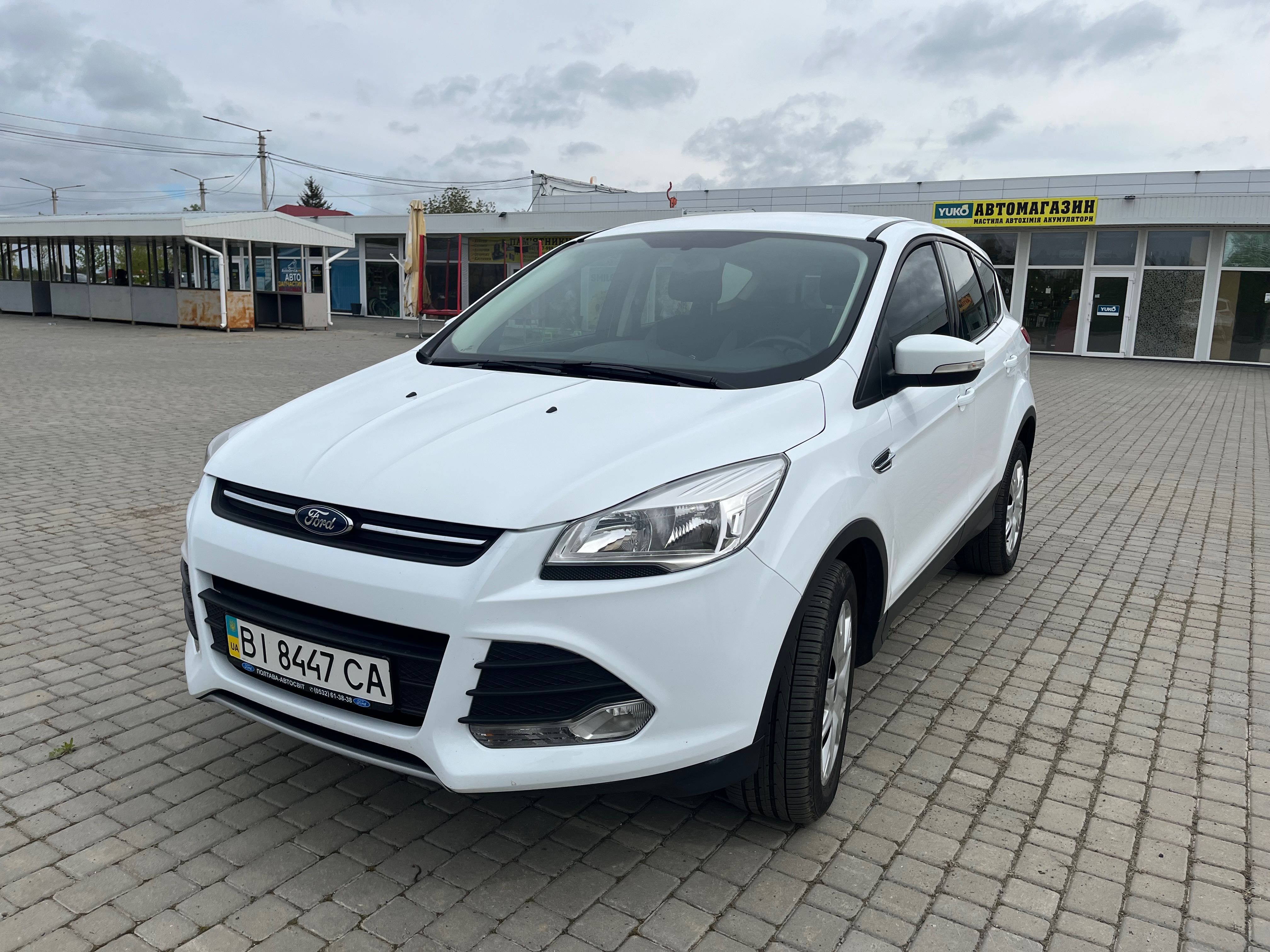 Ford Kuga 2014 року