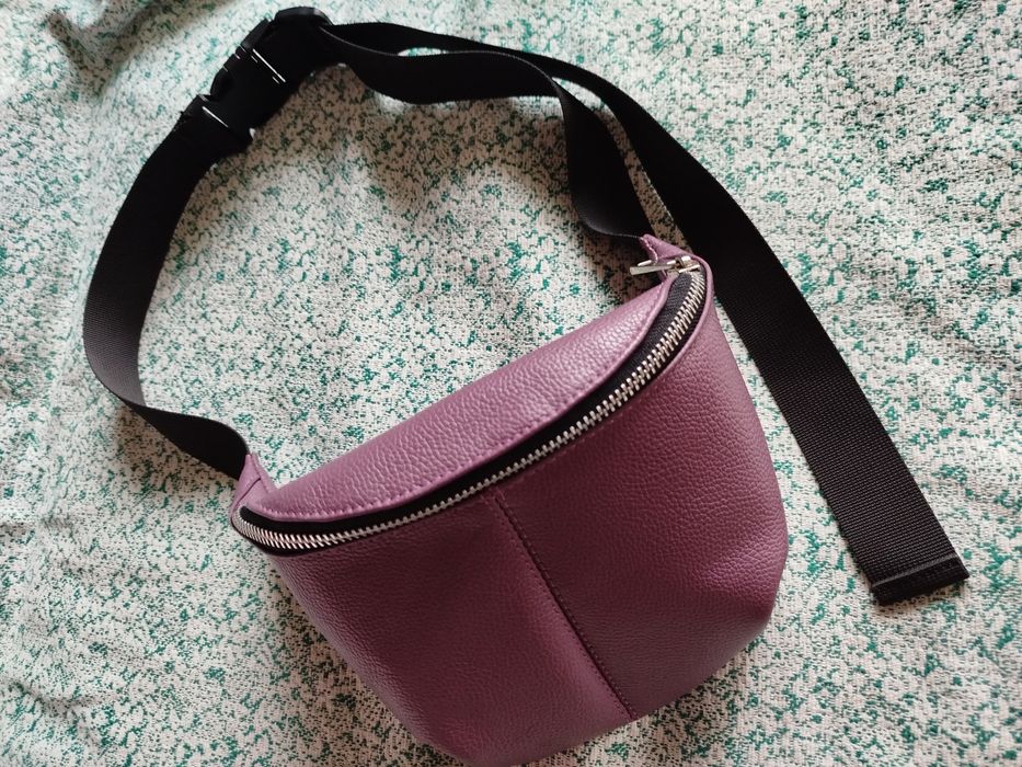 Бананка шкіряна жіноча