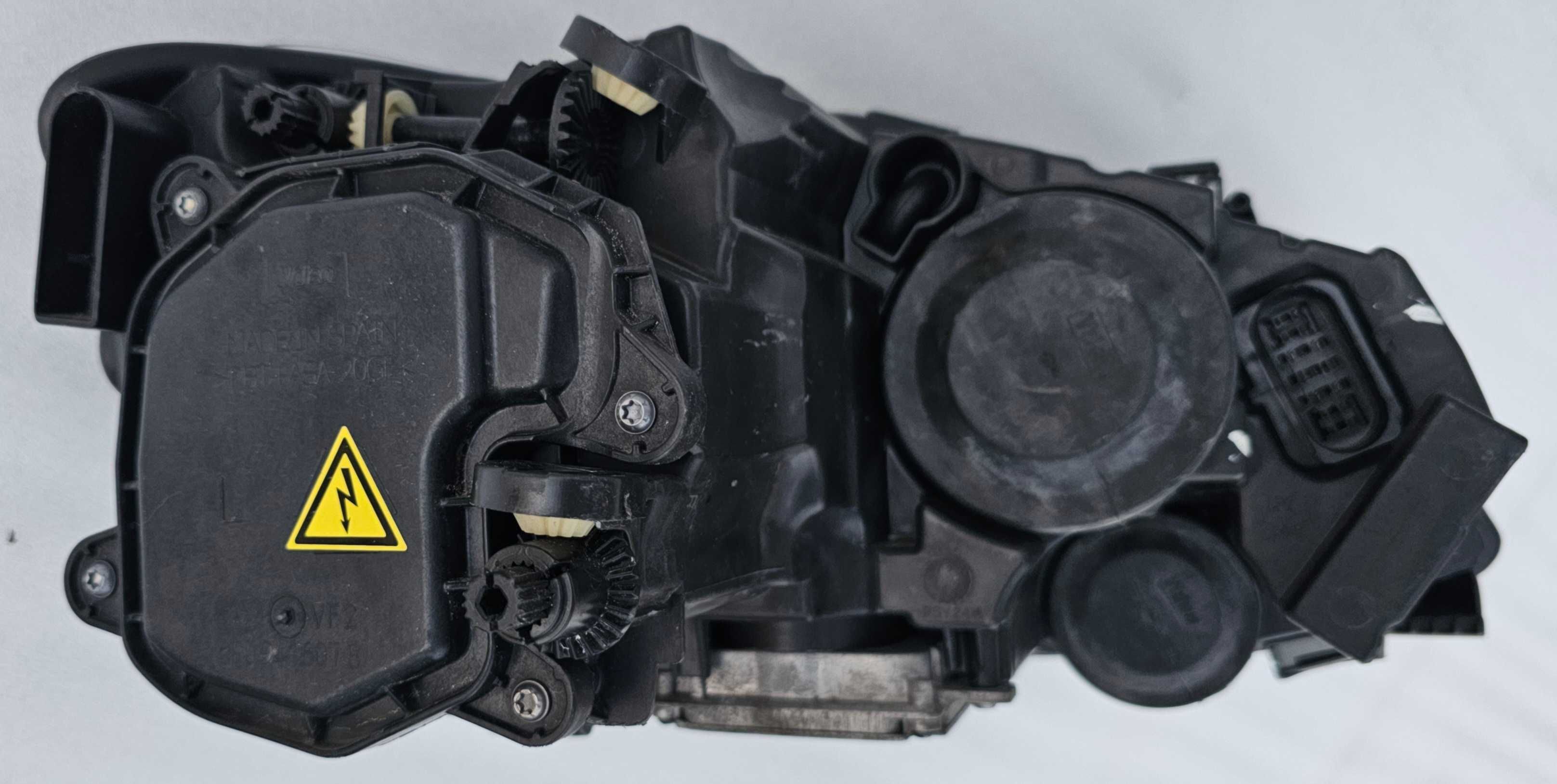 Lewy Reflektor Bi-Xenon Led Vw Polo 6R 2009-16