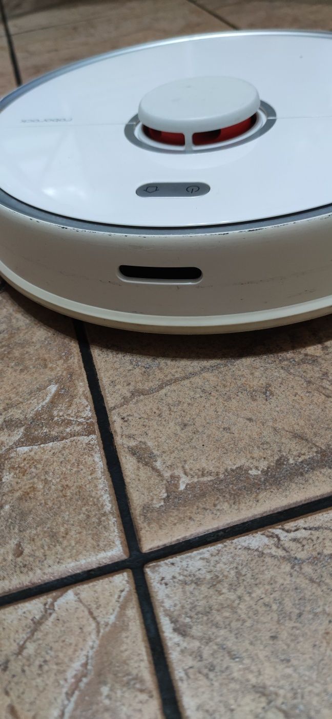 Робот пилосос Xiaomi Roborock S5 Max з функцією вологого прибирання