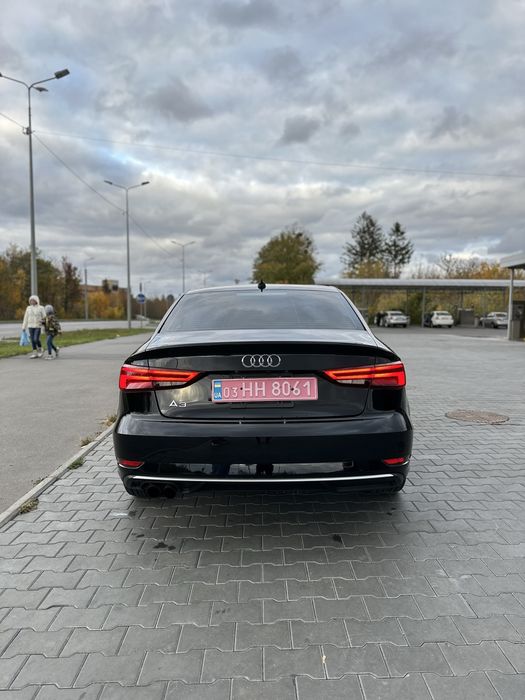 Продам Audi A3 2018
