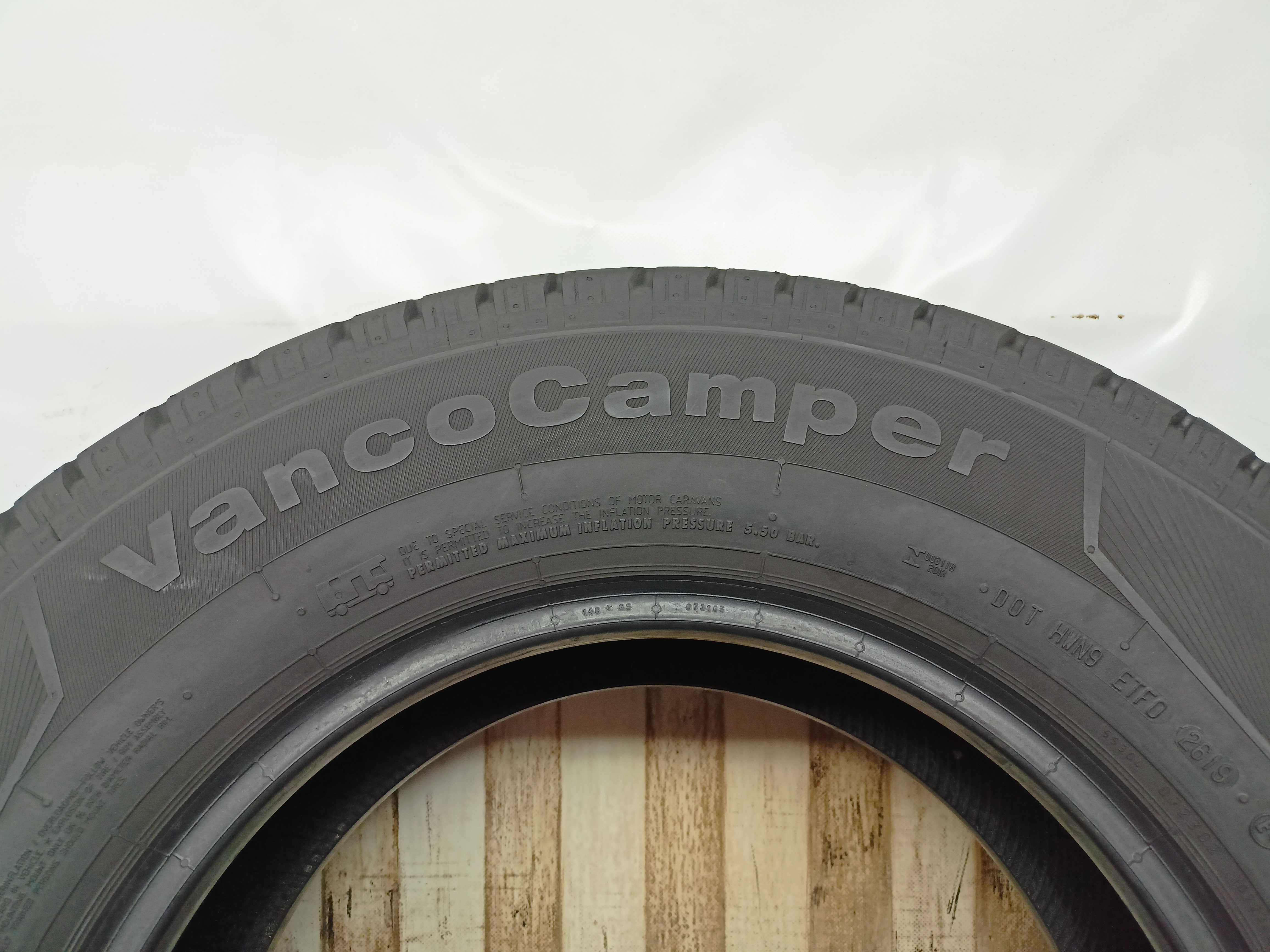 Continental VanCampek 225/75/16C 20-19r. 116R 2x9,3mm 2x9,2mm (2014)