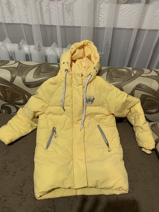 Зимовий пуховик для дівчинки