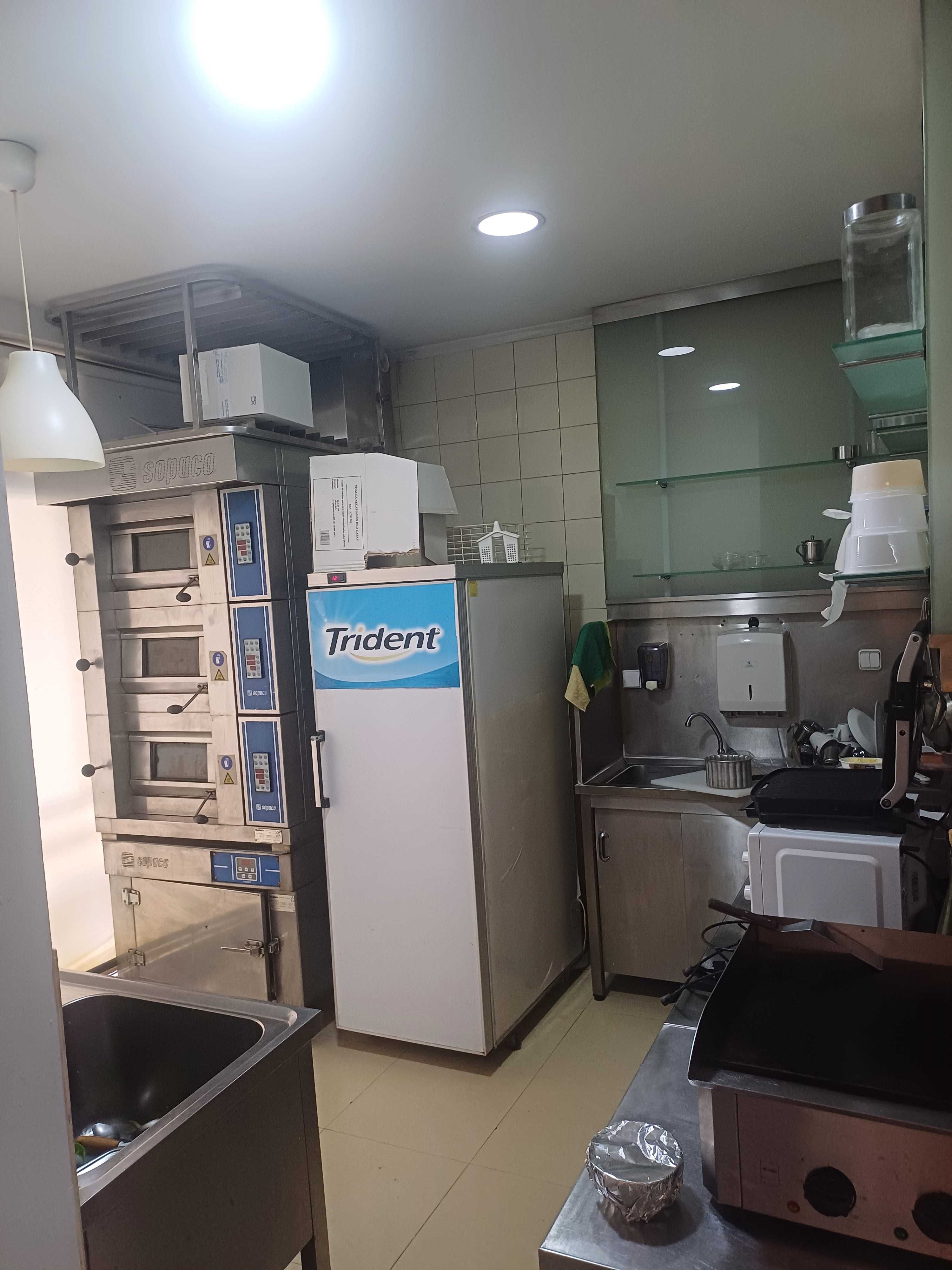 Cafe em trofa com baixa de preço