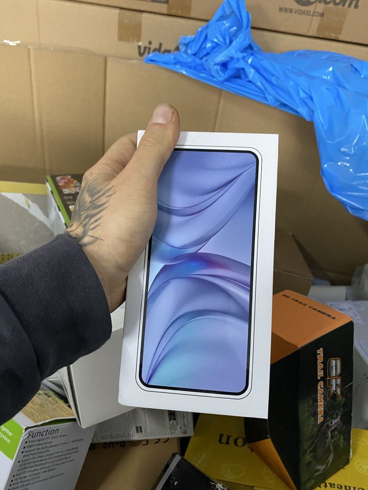 Palety Amazon Elektronika AB