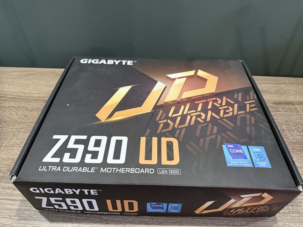 Intel i5 11600k+ Gigabyte z590