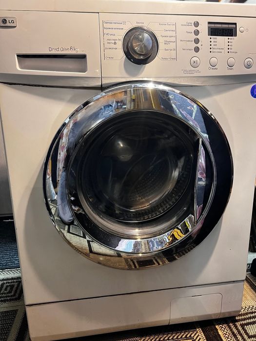 Пральна машинка LG з прямим приводом
