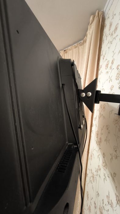 Телевізор Realme 32' Android TV