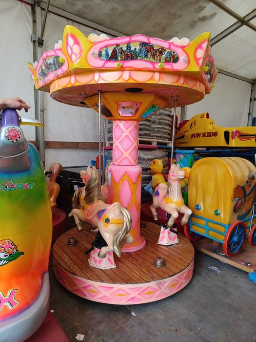 Karuzele Zarobkowe - Włoska/Hiszpańska 3 konie/2 Kubusie/ Teletubisie