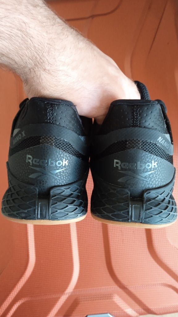 Кросівки Reebok  Nano X - 44 розмір. Оригінал
