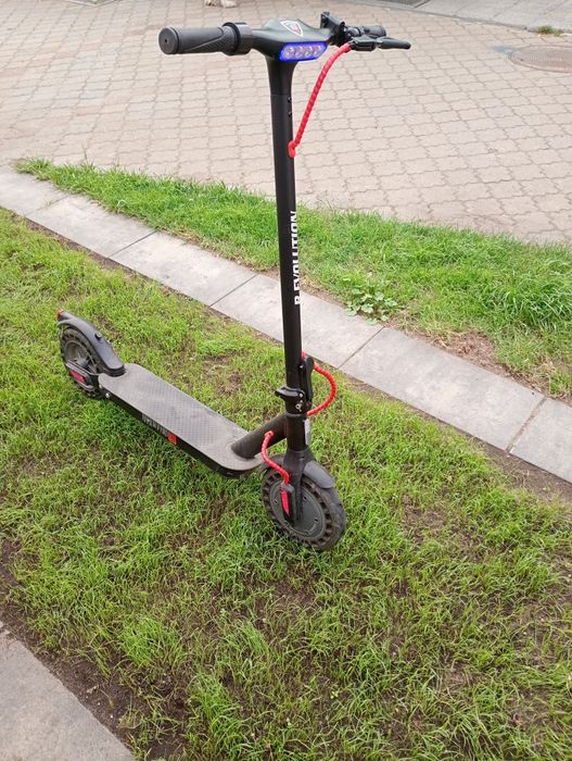 Hulajnoga elektryczna