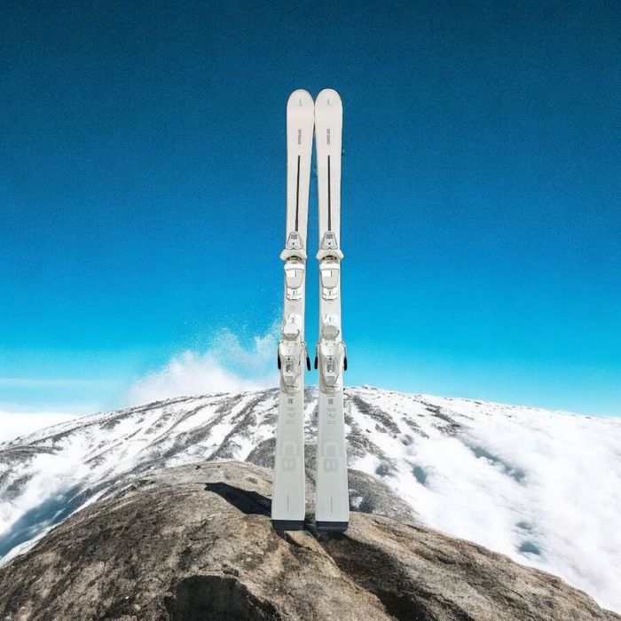 Narty 157 cm Atomic CLOUD C8 + wiązanie M10 2023r.