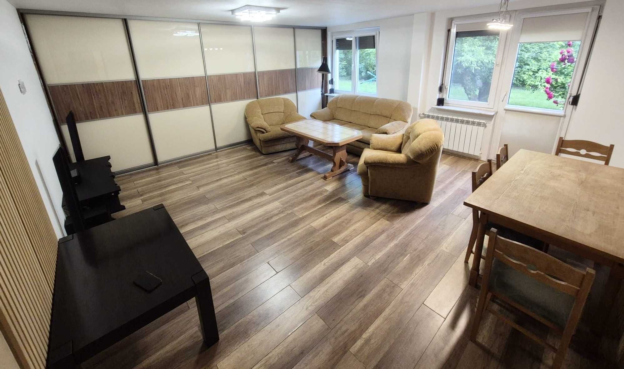 Mieszkanie 3 pokoje łazienka, wc , pralnia Parter 68m2 DO WYNAJĘCIA